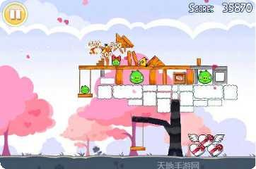 愤怒的小鸟太空最新版本