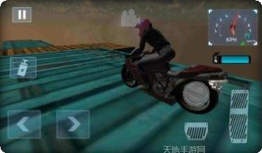 Moto Race In Hill 2技巧