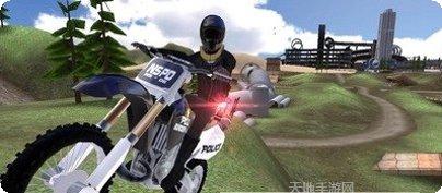 警察摩托斜坡竞速中文版玩法